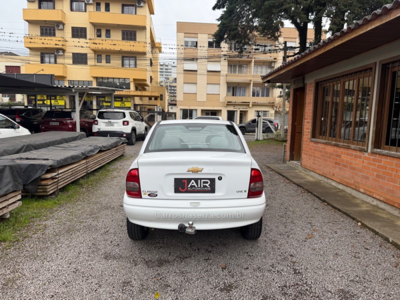 CLASSIC 1.0 MPFI SPIRIT 8V FLEX 4P MANUAL - 2009 - GARIBALDI
