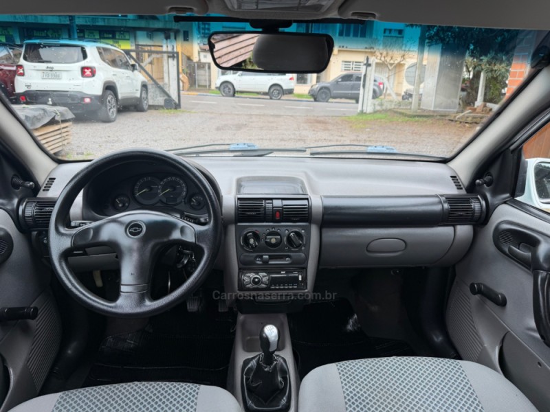CLASSIC 1.0 MPFI SPIRIT 8V FLEX 4P MANUAL - 2009 - GARIBALDI