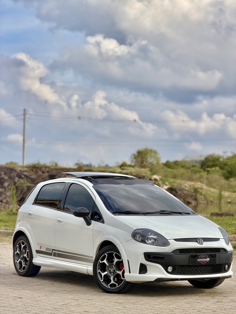 PUNTO 1.4 MPI 16V T-JET GASOLINA 4P MANUAL - 2014 - ANTôNIO PRADO