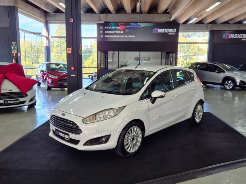 FIESTA 1.6 TITANIUM HATCH 16V FLEX 4P AUTOMÁTICO