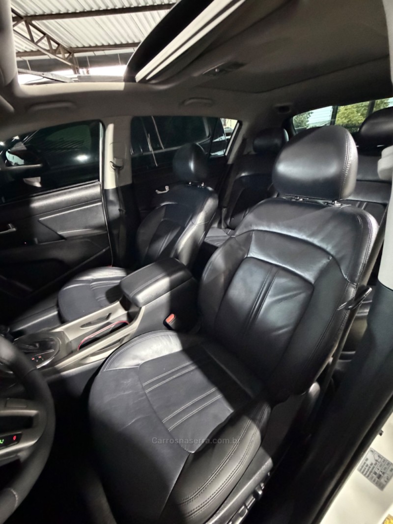 SPORTAGE 2.0 EX 4X2 16V GASOLINA 4P AUTOMÁTICO - 2015 - PAROBé