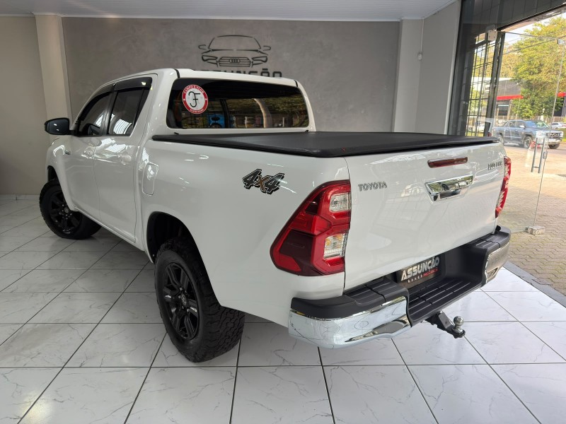 HILUX 2.8 SR 4X4 CD 16V DIESEL 4P AUTOMÁTICO - 2022 - CAXIAS DO SUL