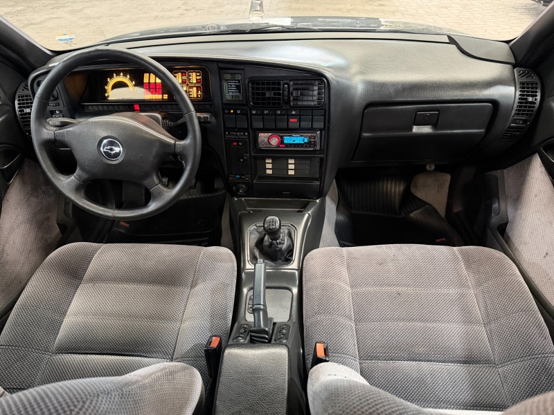 OMEGA 3.0 MPFI CD 12V GASOLINA 4P MANUAL - 1993 - CAXIAS DO SUL