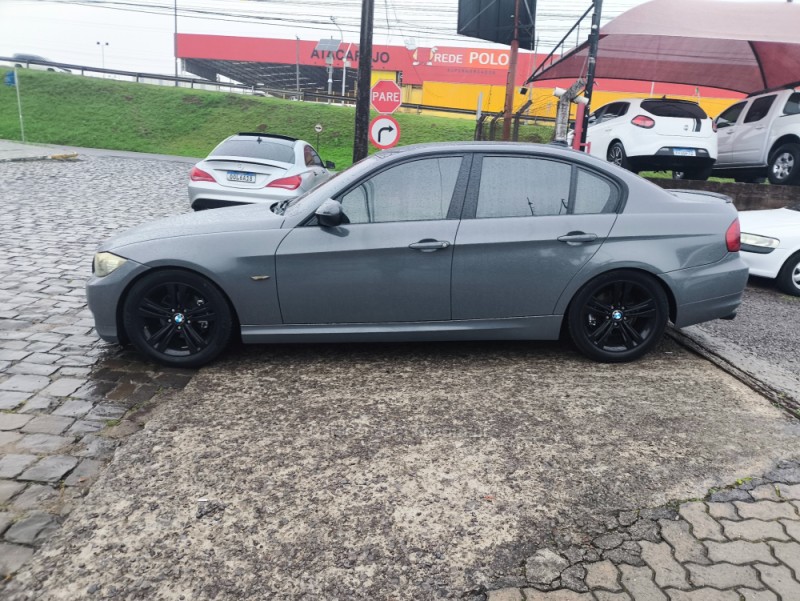 320I 2.0 16V GASOLINA 4P AUTOMÁTICO - 2010 - FARROUPILHA