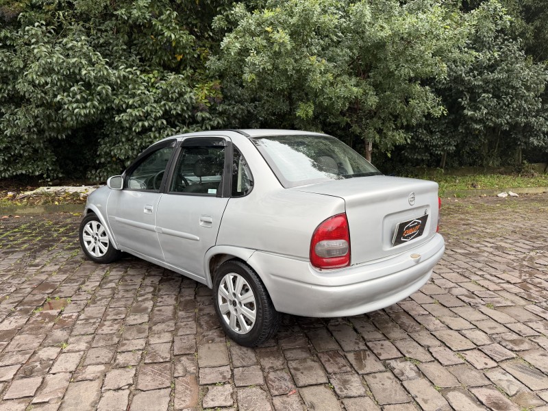 CORSA 1.0 MPFI CLASSIC SEDAN LIFE 8V FLEX 4P MANUAL - 2008 - CAXIAS DO SUL