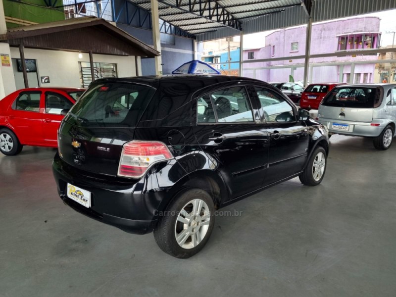 AGILE 1.4 MPFI LTZ 8V FLEX 4P MANUAL - 2010 - VACARIA