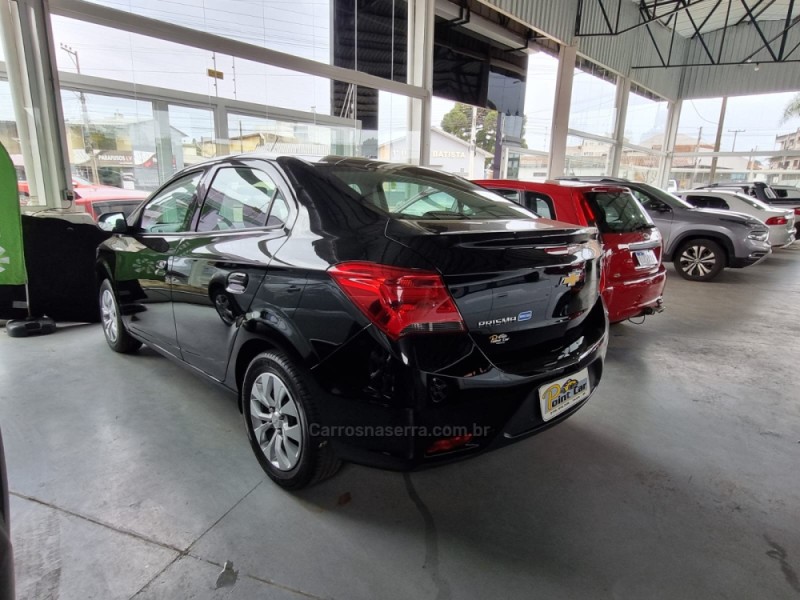 PRISMA 1.4 MPFI LT 8V FLEX 4P MANUAL - 2018 - VACARIA