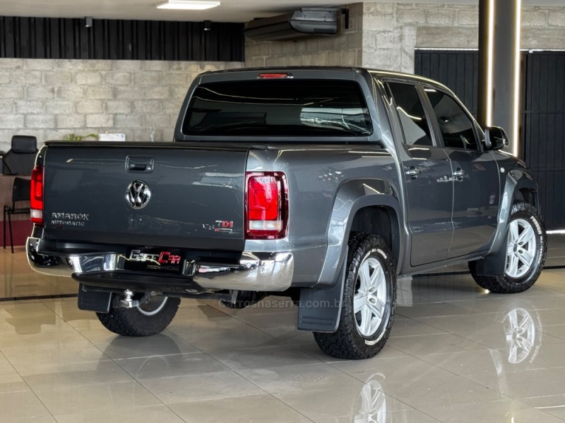 AMAROK 2.0 HIGHLINE 4X4 CD 16V TURBO INTERCOOLER DIESEL 4P AUTOMÁTICO - 2017 - DOIS IRMãOS