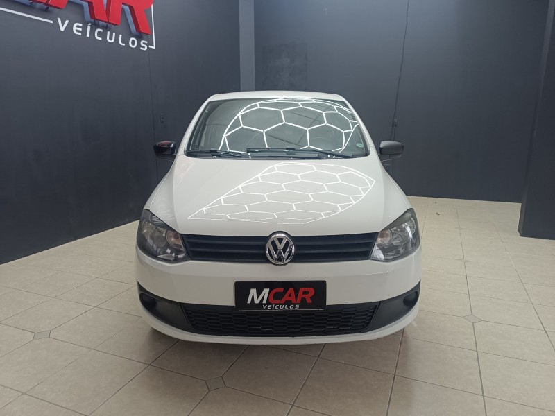 FOX 1.0 ITREND 8V FLEX 4P MANUAL - 2013 - FLORES DA CUNHA