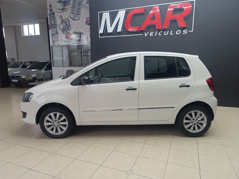 FOX 1.0 ITREND 8V FLEX 4P MANUAL - 2013 - FLORES DA CUNHA