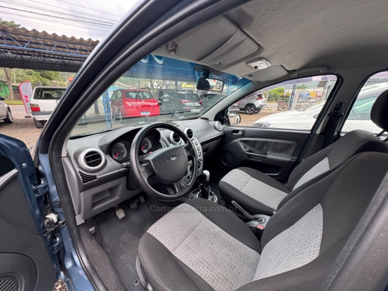 FIESTA 1.6 MPI CLASS SEDAN 8V FLEX 4P MANUAL - 2011 - IGREJINHA
