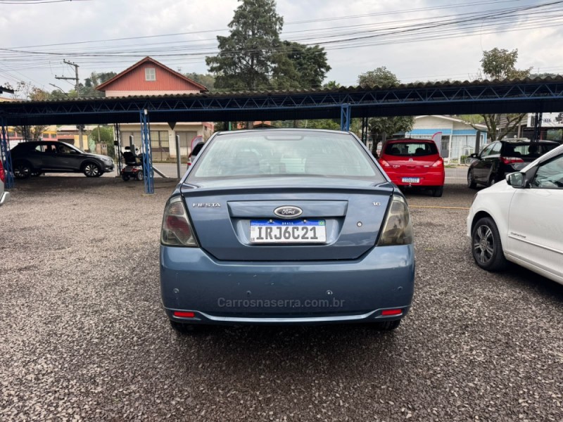 FIESTA 1.6 MPI CLASS SEDAN 8V FLEX 4P MANUAL - 2011 - IGREJINHA