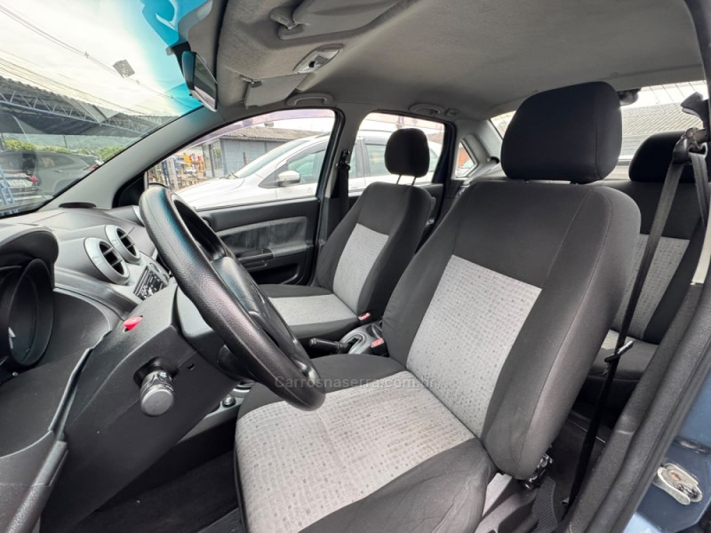 FIESTA 1.6 MPI CLASS SEDAN 8V FLEX 4P MANUAL - 2011 - IGREJINHA