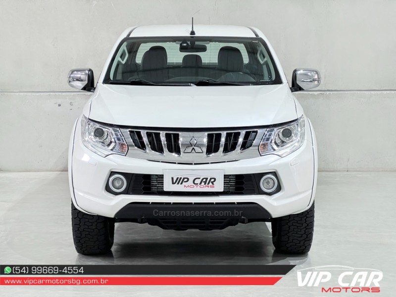 L200 TRITON 2.4 16V TURBO DIESEL SPORT HPE TOP CD 4P 4X4 AUTOMÁTICO - 2017 - FARROUPILHA