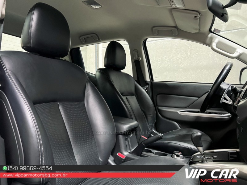 L200 TRITON 2.4 16V TURBO DIESEL SPORT HPE TOP CD 4P 4X4 AUTOMÁTICO - 2017 - FARROUPILHA