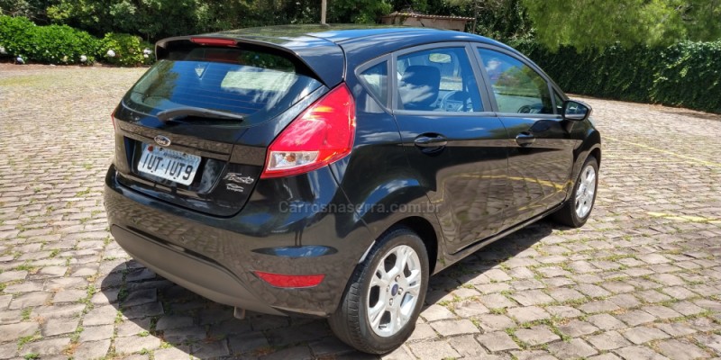 FIESTA 1.5 SE HATCH 16V FLEX 4P MANUAL - 2015 - SãO MARCOS