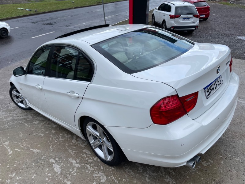 325I 2.5 SEDAN 24V GASOLINA 4P AUTOMÁTICO - 2011 - CAXIAS DO SUL