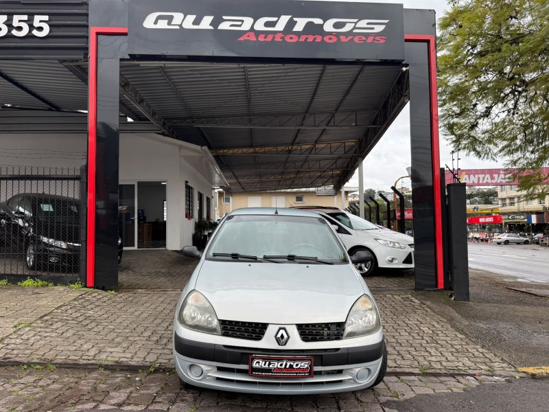 CLIO 1.0 EXPRESSION SEDAN 16V GASOLINA 4P MANUAL - 2004 - CAXIAS DO SUL