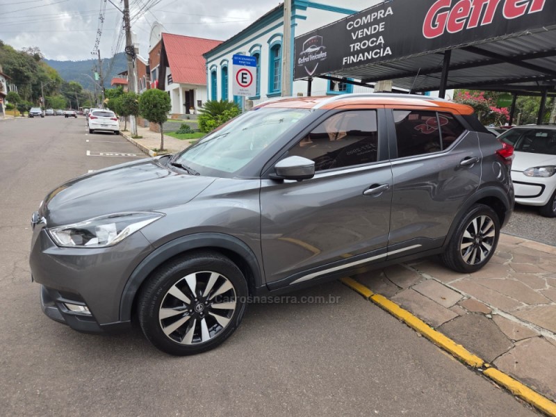 kicks 1.6 sl 16v flexstar 4p automatico 2017 picada cafe