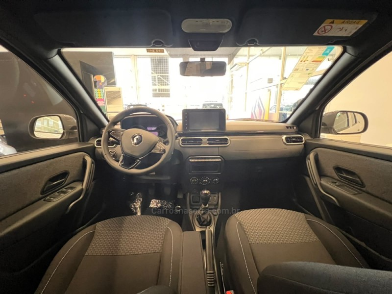 OROCH 1.6 16V SCE INTENSE FLEX 4P MANUAL - 2027 - CAXIAS DO SUL