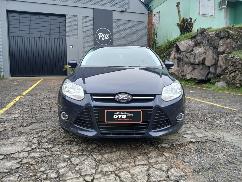 FOCUS 1.6 S 16V FLEX 4P MANUAL - 2015 - FARROUPILHA