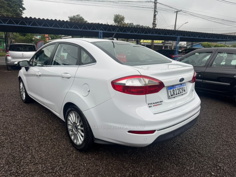 FIESTA 1.6 TITANIUM SEDAN 16V FLEX 4P AUTOMÁTICO - 2014 - IGREJINHA