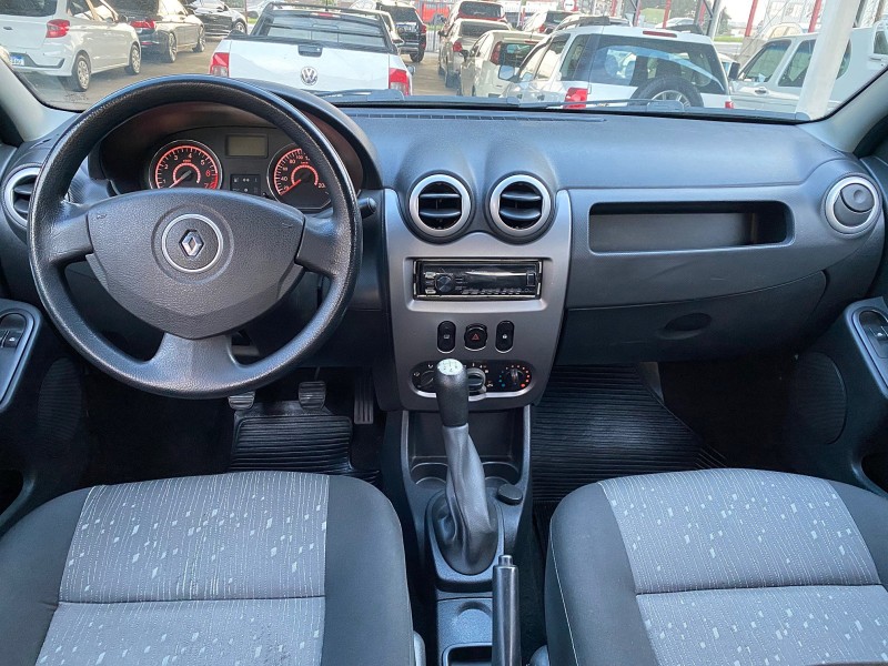 LOGAN 1.6 EXPRESSION 8V FLEX 4P MANUAL - 2011 - CAXIAS DO SUL
