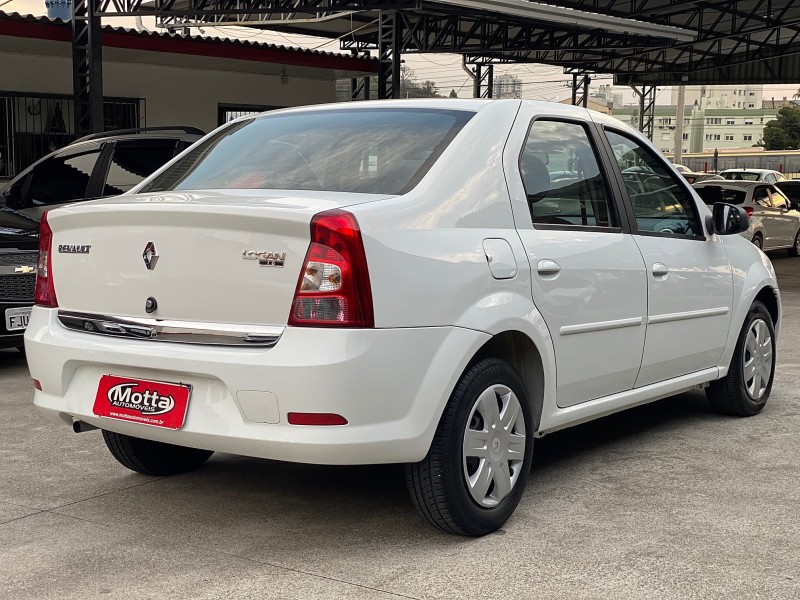 LOGAN 1.6 EXPRESSION 8V FLEX 4P MANUAL - 2011 - CAXIAS DO SUL