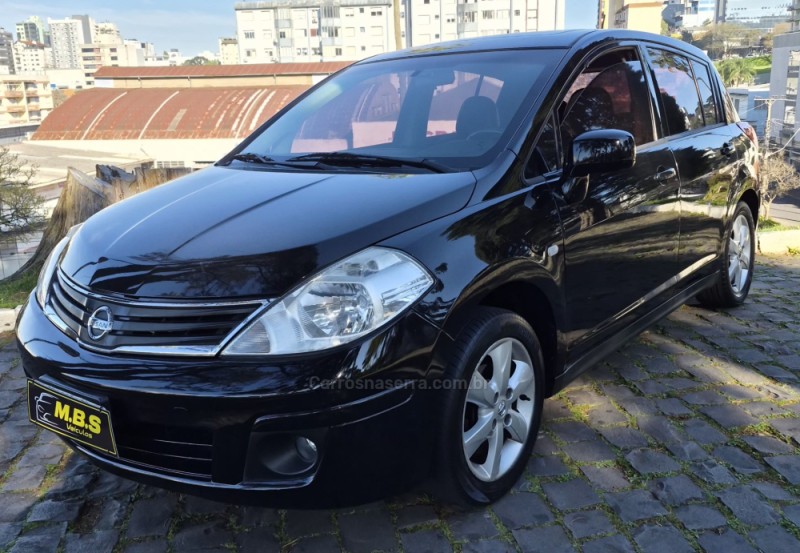 tiida 1.8 sl 16v flex 4p manual 2011 caxias do sul