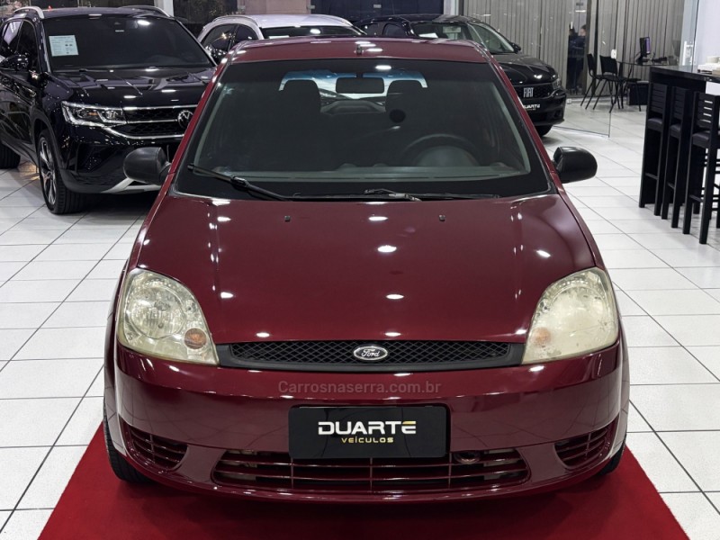 FIESTA 1.0 MPI PERSONNALITÉ 8V FLEX 4P MANUAL - 2003 - PORTO ALEGRE