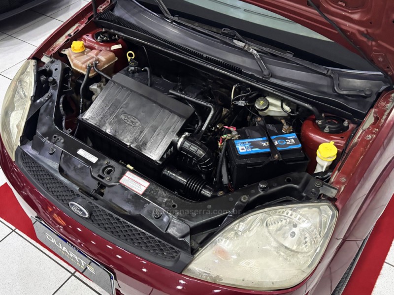 FIESTA 1.0 MPI PERSONNALITÉ 8V FLEX 4P MANUAL - 2003 - PORTO ALEGRE