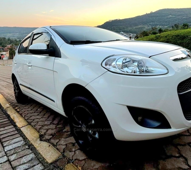 PALIO 1.4 MPI ATTRACTIVE 8V FLEX 4P MANUAL