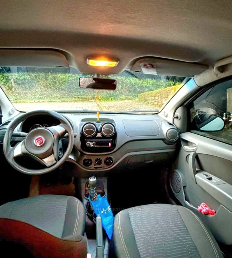 PALIO 1.4 MPI ATTRACTIVE 8V FLEX 4P MANUAL - 2013 - FARROUPILHA