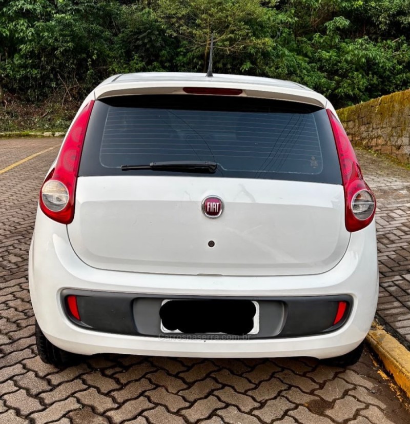PALIO 1.4 MPI ATTRACTIVE 8V FLEX 4P MANUAL - 2013 - FARROUPILHA