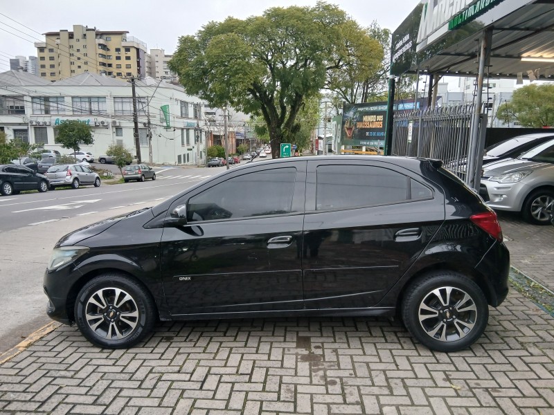 ONIX 1.4 MPFI LTZ 8V FLEX 4P MANUAL - 2013 - CAXIAS DO SUL