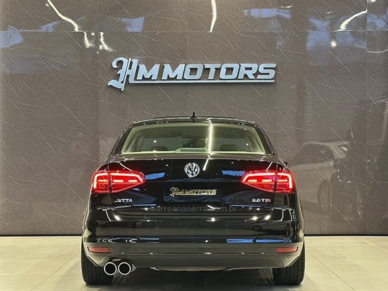 JETTA 2.0 TSI HIGHLINE 211CV GASOLINA 4P DSG - 2016 - CAXIAS DO SUL