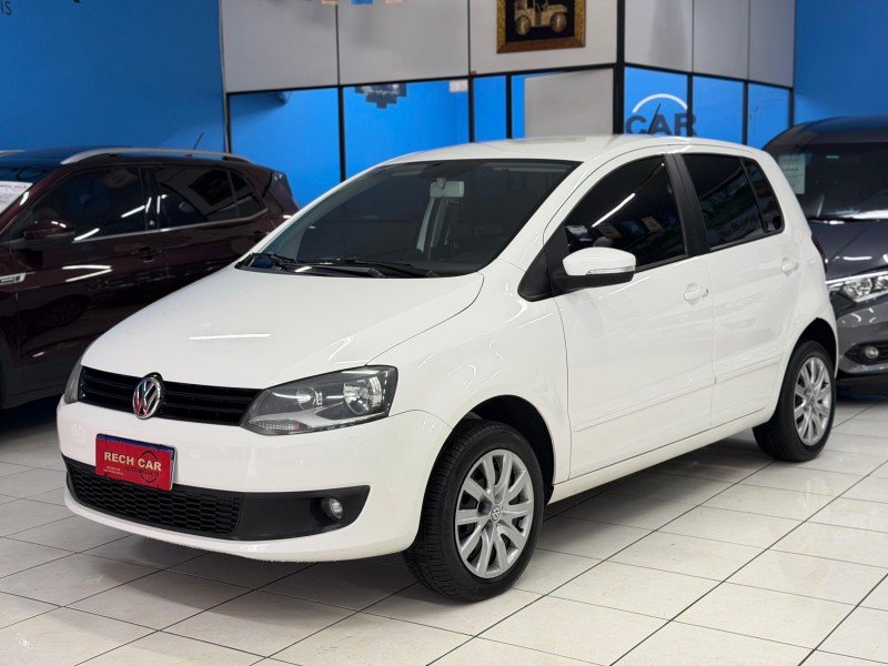 FOX 1.6 MI ITREND 8V FLEX 4P MANUAL - 2013 - CAXIAS DO SUL