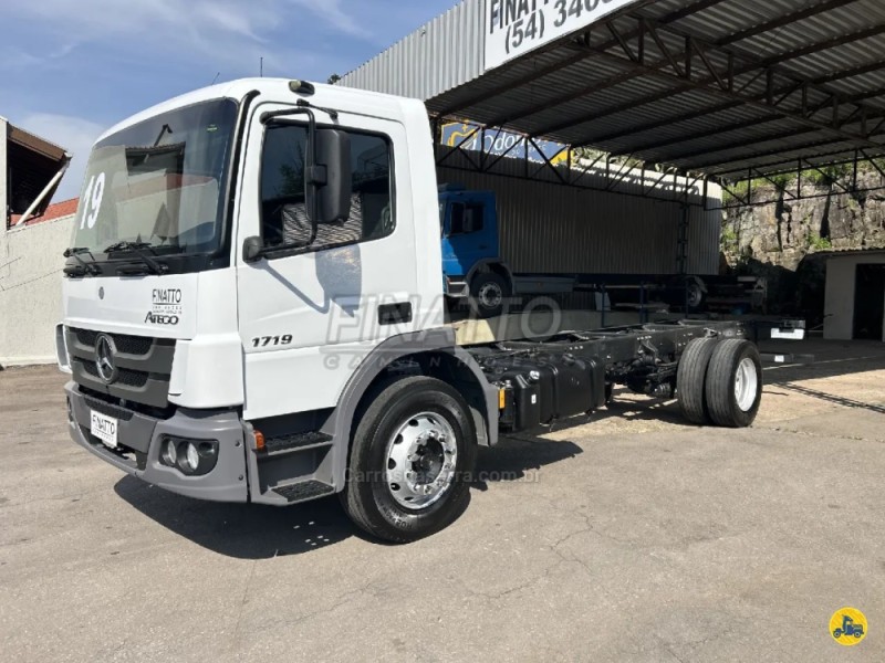 ATEGO 1719  - 2019 - GARIBALDI