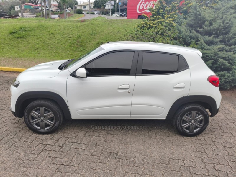 KWID 1.0 12V SCE FLEX ZEN MANUAL - 2025 - NOVA PETRóPOLIS