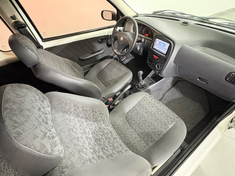 STRADA 1.4 MPI FIRE CE 8V FLEX 2P MANUAL - 2011 - FARROUPILHA