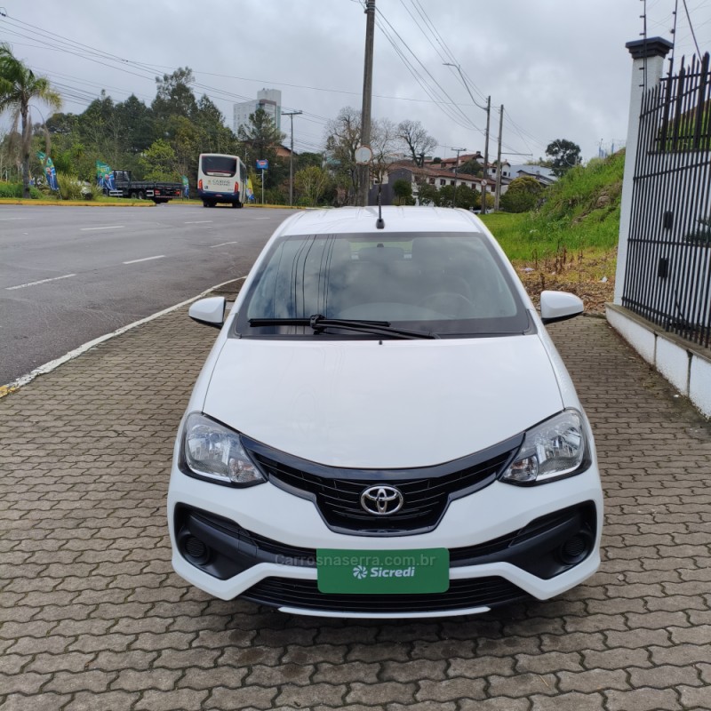 ETIOS 1.3 X 16V FLEX 4P MANUAL - 2020 - CAXIAS DO SUL