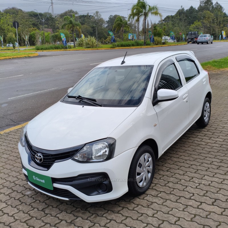ETIOS 1.3 X 16V FLEX 4P MANUAL