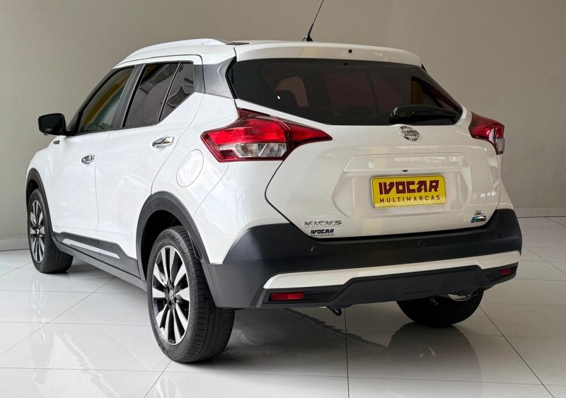 KICKS 1.6 16V FLEX SL 4P XTRONIC - 2018 - VACARIA