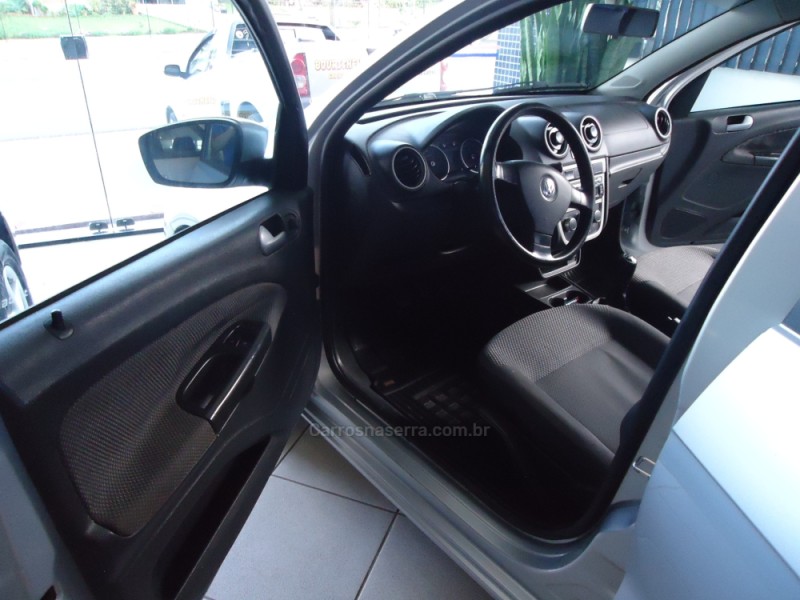 VOYAGE 1.6 MI TREND 8V FLEX 4P MANUAL - 2012 - SANTA CLARA DO SUL