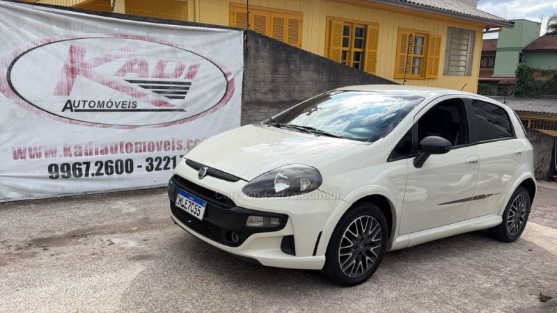 punto 1.8 blackmotion 16v flex 4p manual 2014 caxias do sul