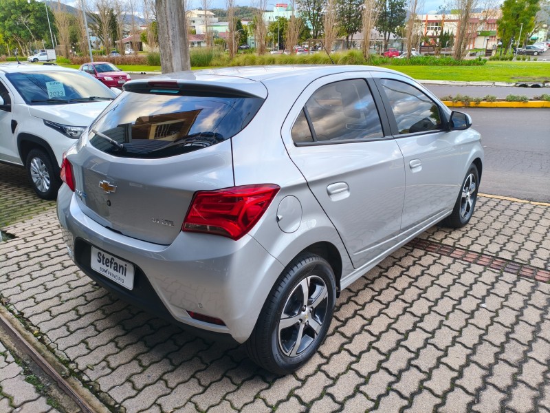 ONIX 1.4 MPFI LTZ 8V FLEX 4P MANUAL - 2018 - BOM PRINCíPIO
