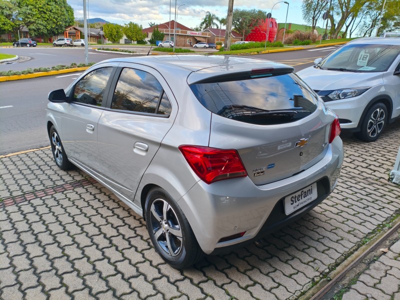 ONIX 1.4 MPFI LTZ 8V FLEX 4P MANUAL - 2018 - BOM PRINCíPIO