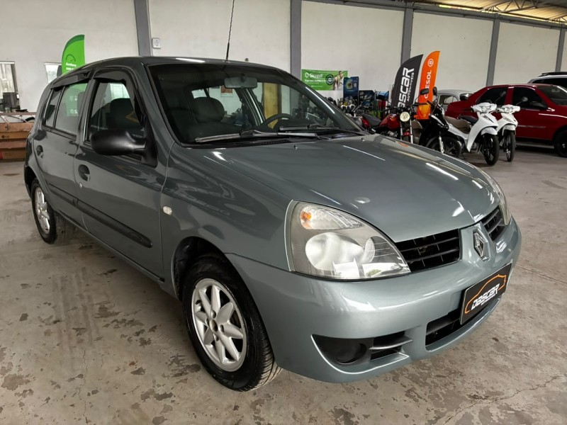 CLIO 1.0 AUTHENTIQUE 16V GASOLINA 4P MANUAL - 2008 - BOM PRINCíPIO