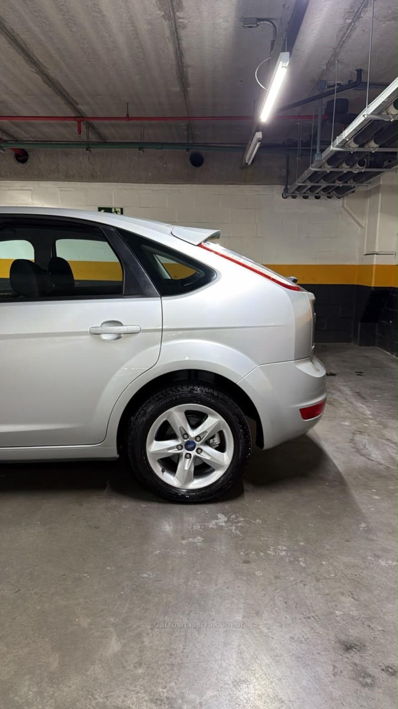 FOCUS 2.0 GLX 16V FLEX 4P AUTOMÁTICO - 2013 - CAXIAS DO SUL