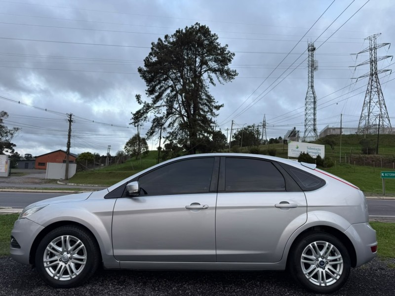 FOCUS 1.6 GLX 16V FLEX 4P MANUAL - 2013 - FARROUPILHA